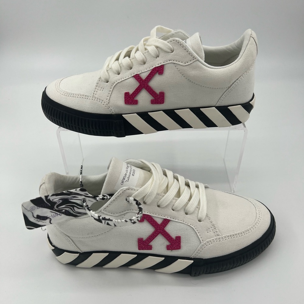 Women’s Off-White Vulcanized Canvas Low-Top Sneakers | Size 37 US: 7 MSRP: $295